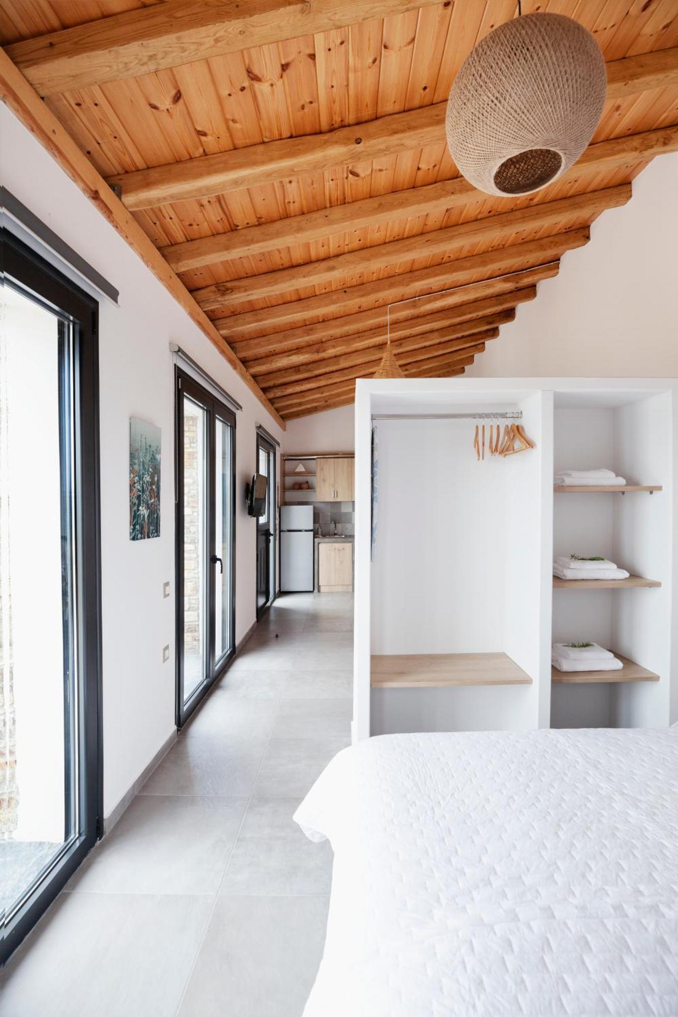 Monopati Eco Stay Raches  Buitenkant foto